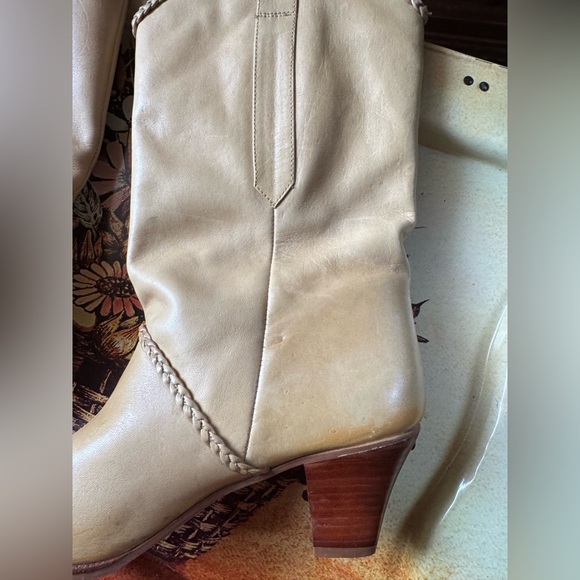 VTG Dingo Tan Boots - Picture 8 of 12